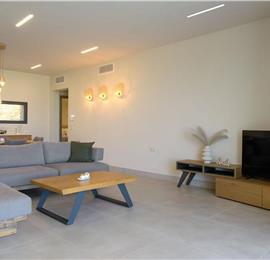 3 bedroom villa with pool & sea view, near Acharavi, sleeps 6